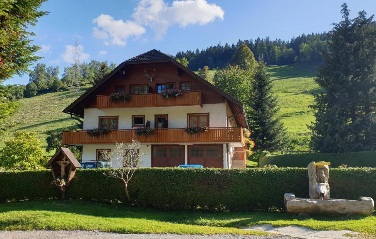 Hotel Hubertushof Trattenbach  Esterno foto