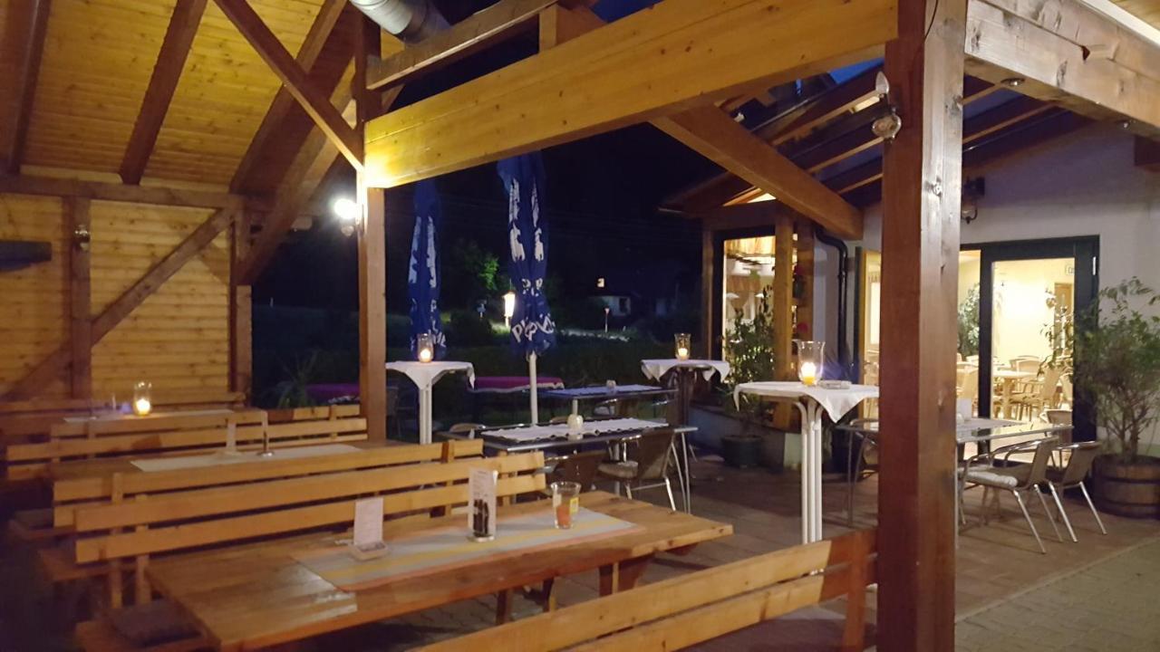 Hotel Hubertushof Trattenbach  Esterno foto