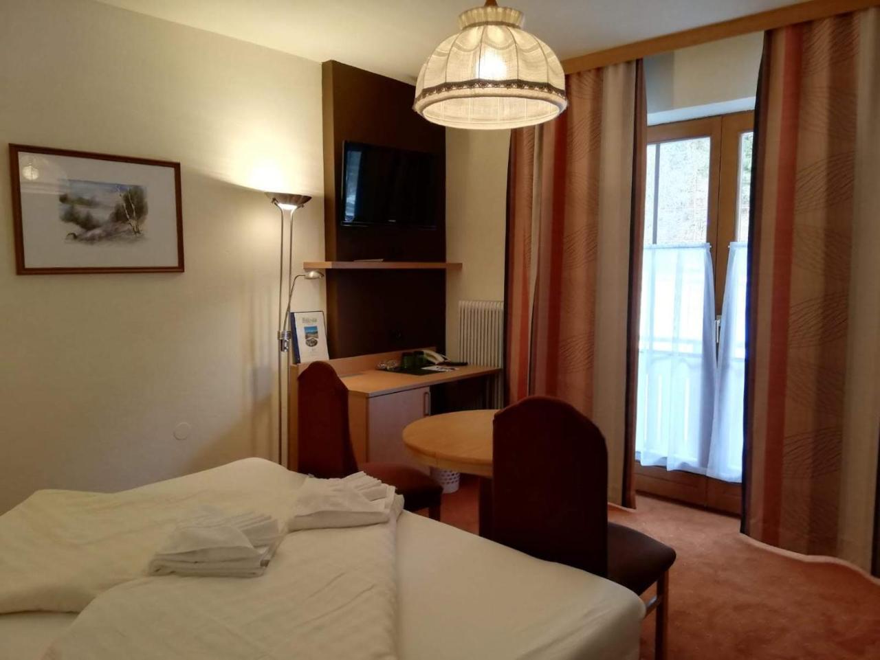 Hotel Hubertushof Trattenbach  Esterno foto