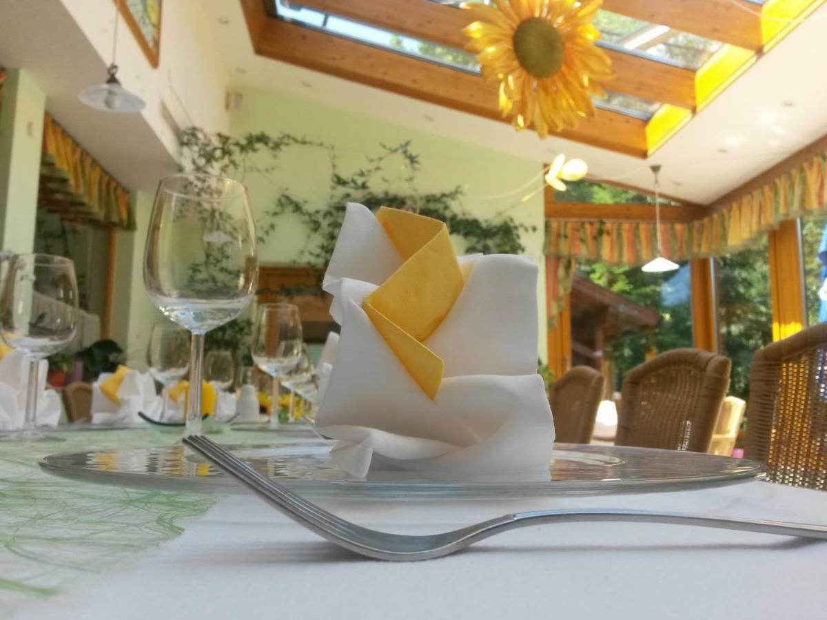 Hotel Hubertushof Trattenbach  Esterno foto