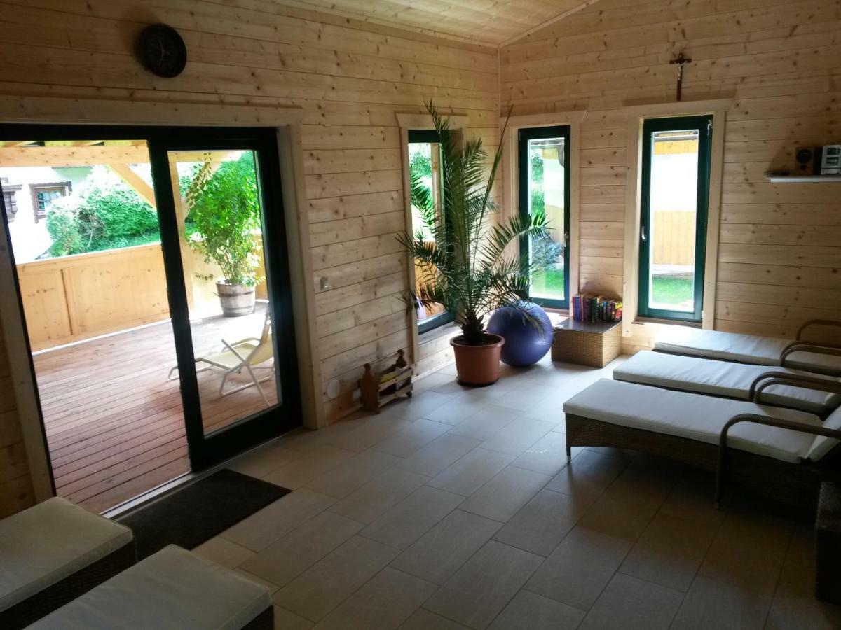 Hotel Hubertushof Trattenbach  Esterno foto